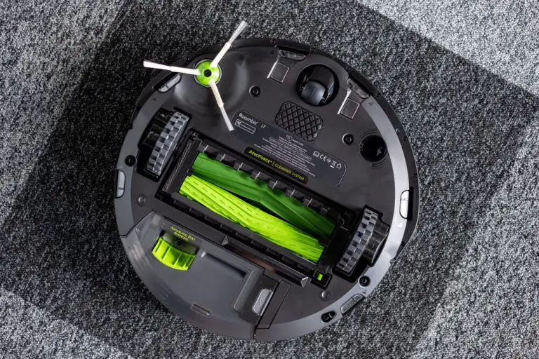 Roomba side brush not spinning