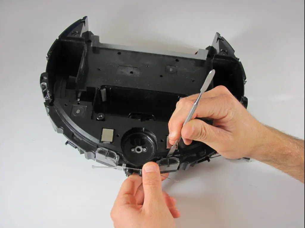 Why Roomba Keeps Going In Circles? [7 Possible Reasons]