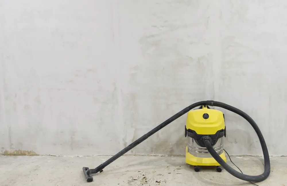 Vacuuming Fine Dust