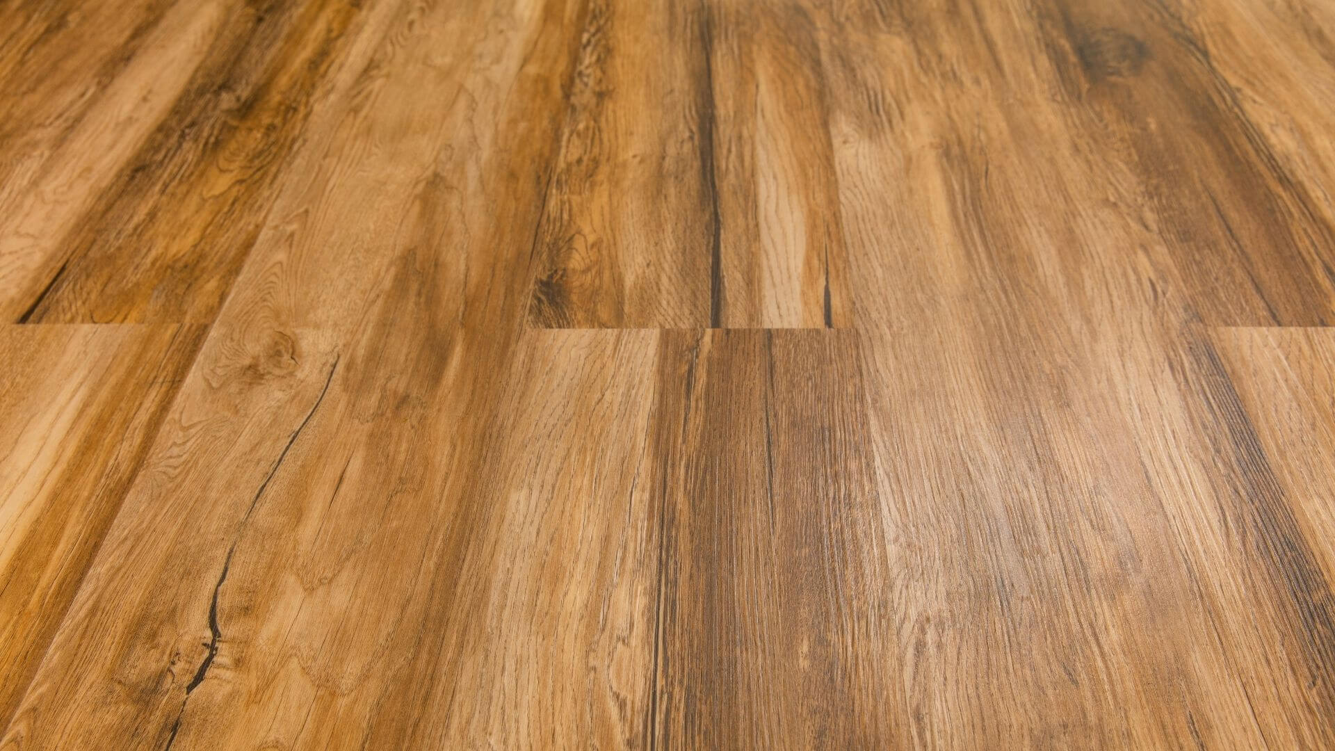What Causes Laminate Flooring to Wear